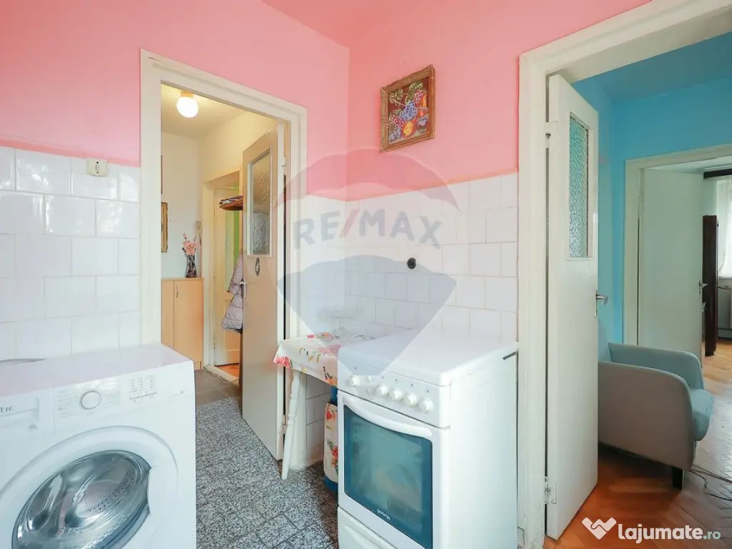 Apartament cu 3 camere, de vânzare în zona Rogerius 