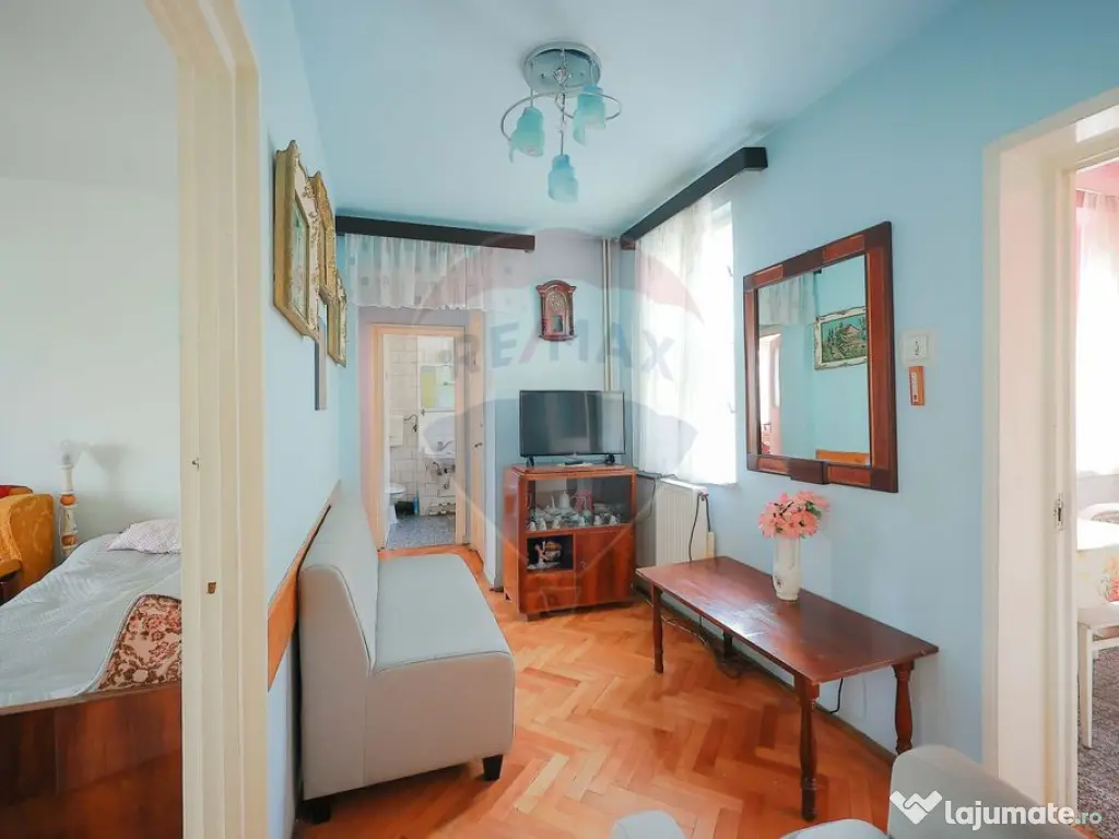 Apartament cu 3 camere, de vânzare în zona Rogerius 