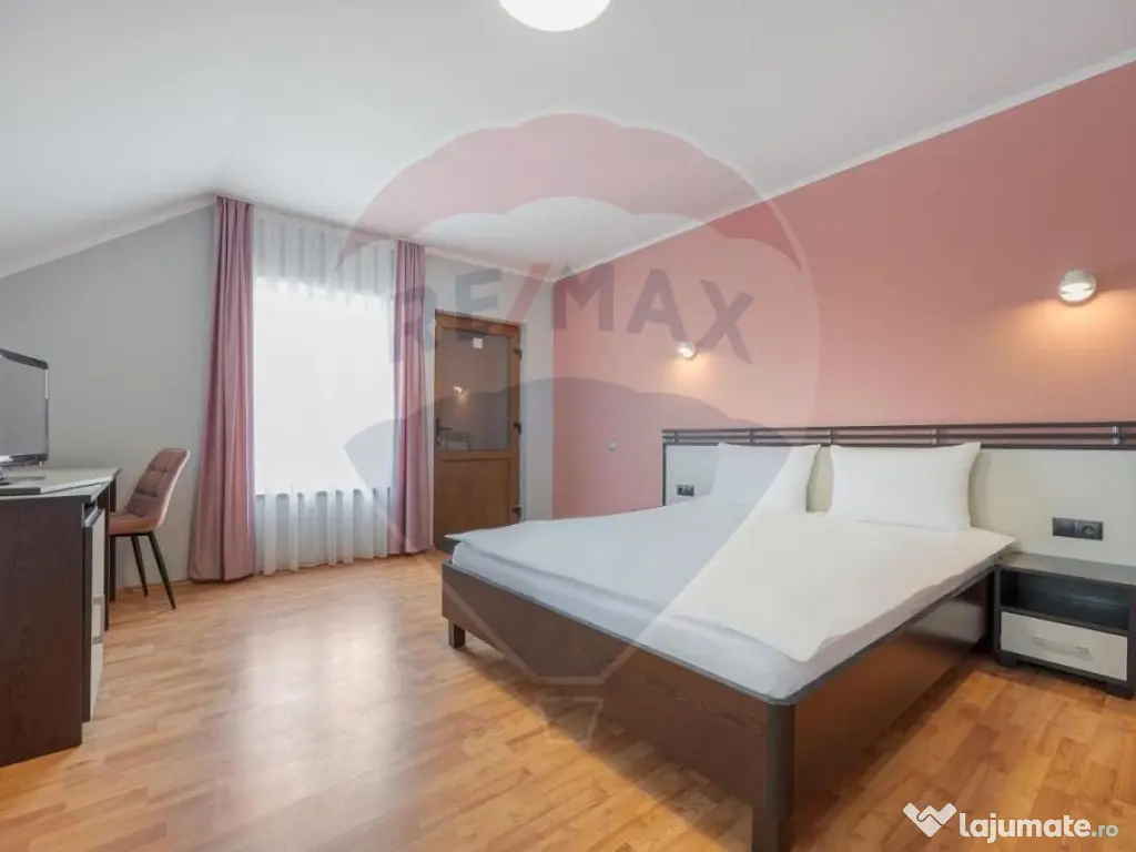 Casă / Vilă cu 16 camere de vânzare Sanmartin/Stefan c... 