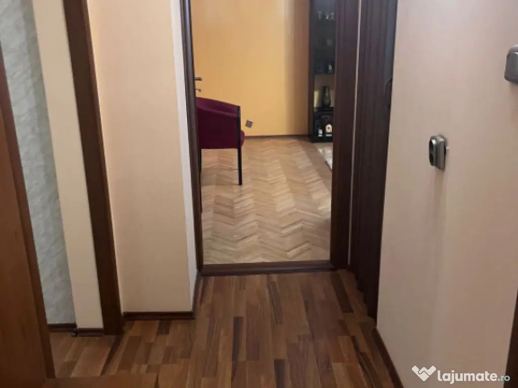 Apartament 4 camere decomandat, 88,09 mp utili, mobilat si u