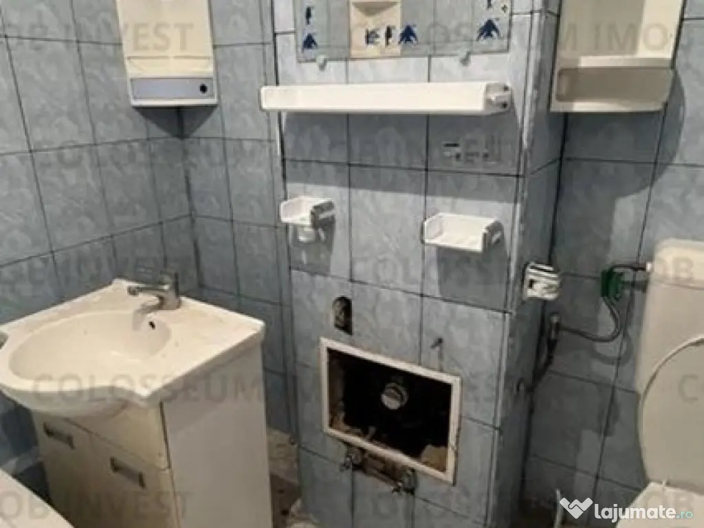 COLOSSEUM: Apartament 4 Camere decomandat Astra