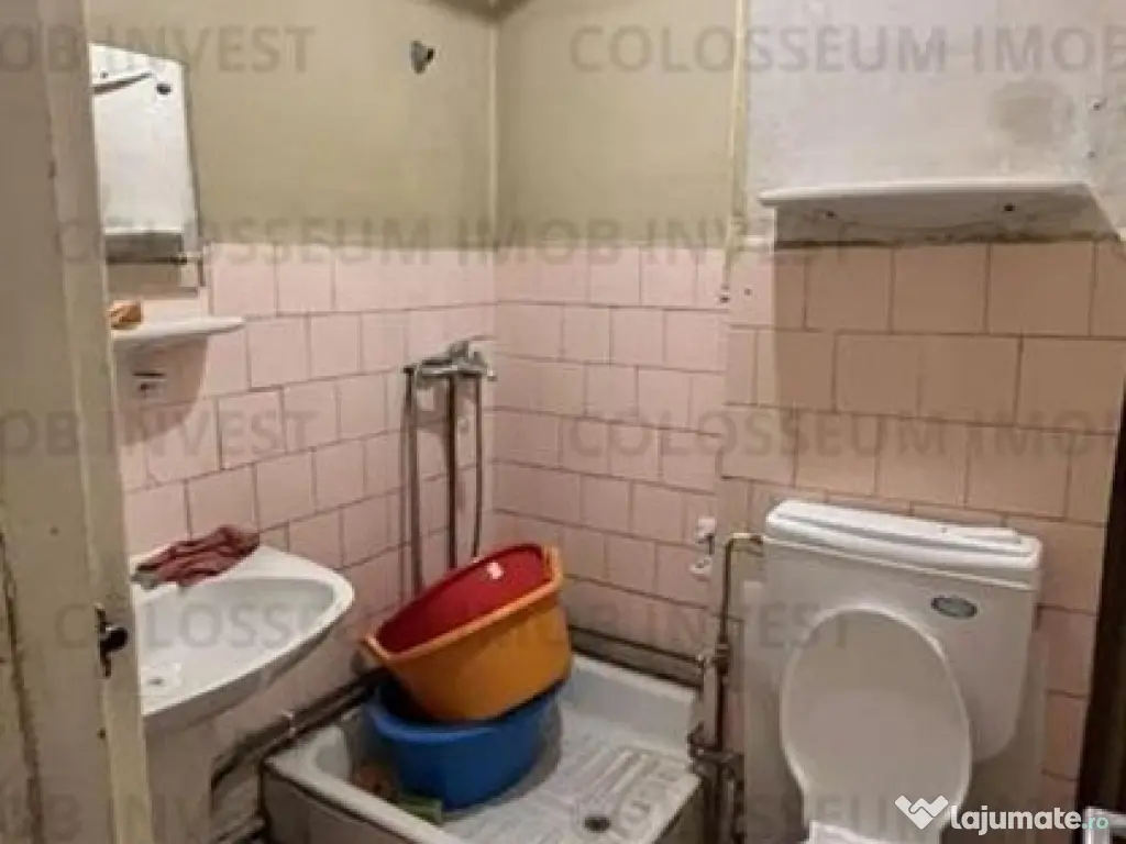 COLOSSEUM: Apartament 4 Camere decomandat Astra