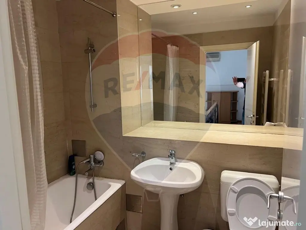 INCHIRIERE Apartament cu 3 camere tip duplex in zona Nord... 