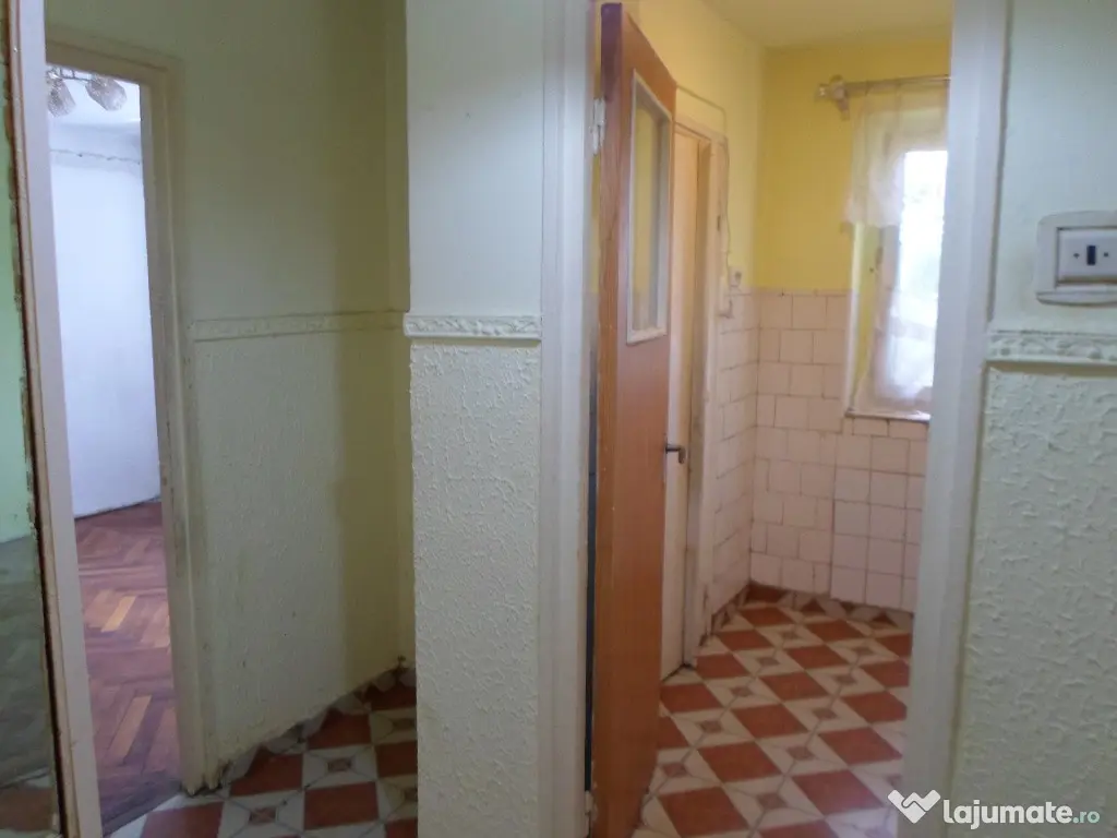 Apartament 3 camere, parter, Ploiesti, zona Caraiman, fara comision 
