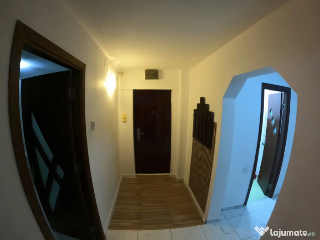 Apartament de Vânzare – decomandat 3 cam 70 mp 