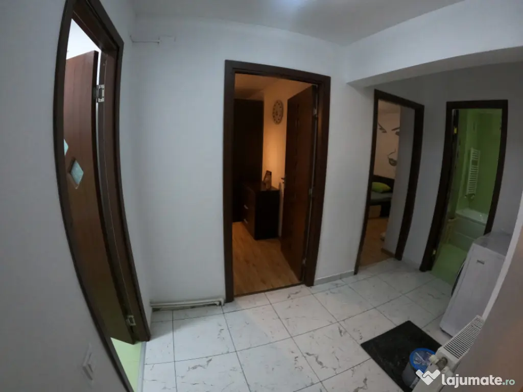 Apartament de Vânzare – decomandat 3 cam 70 mp 