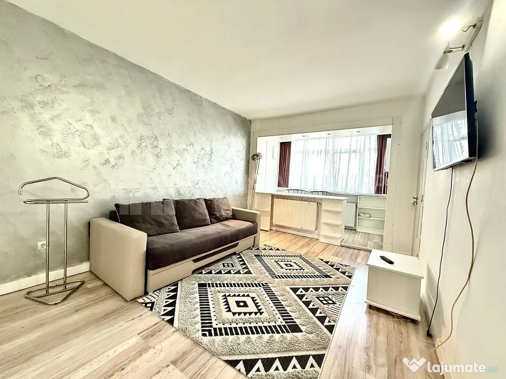 Garsoniera cochetă de vânzare, etaj intermediar - Bulev...