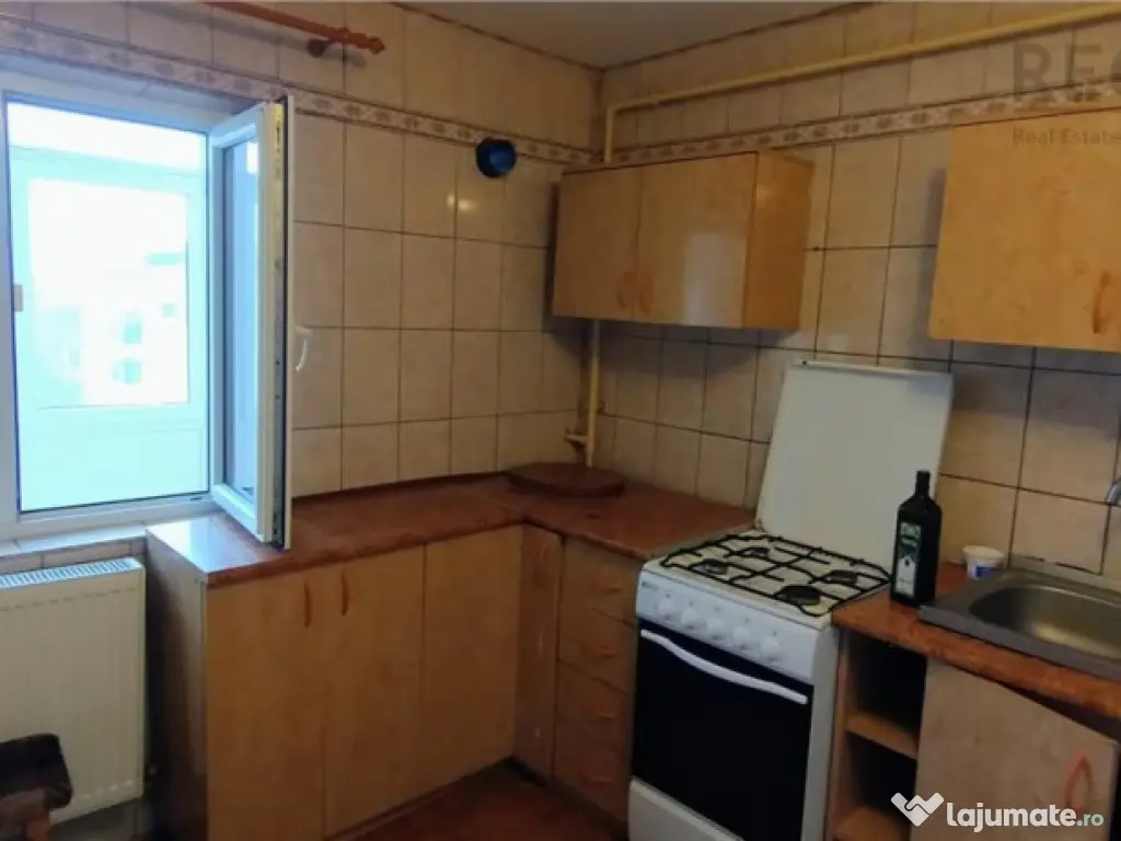 Apartament decomandat 3 camere zona Unirii ACR 