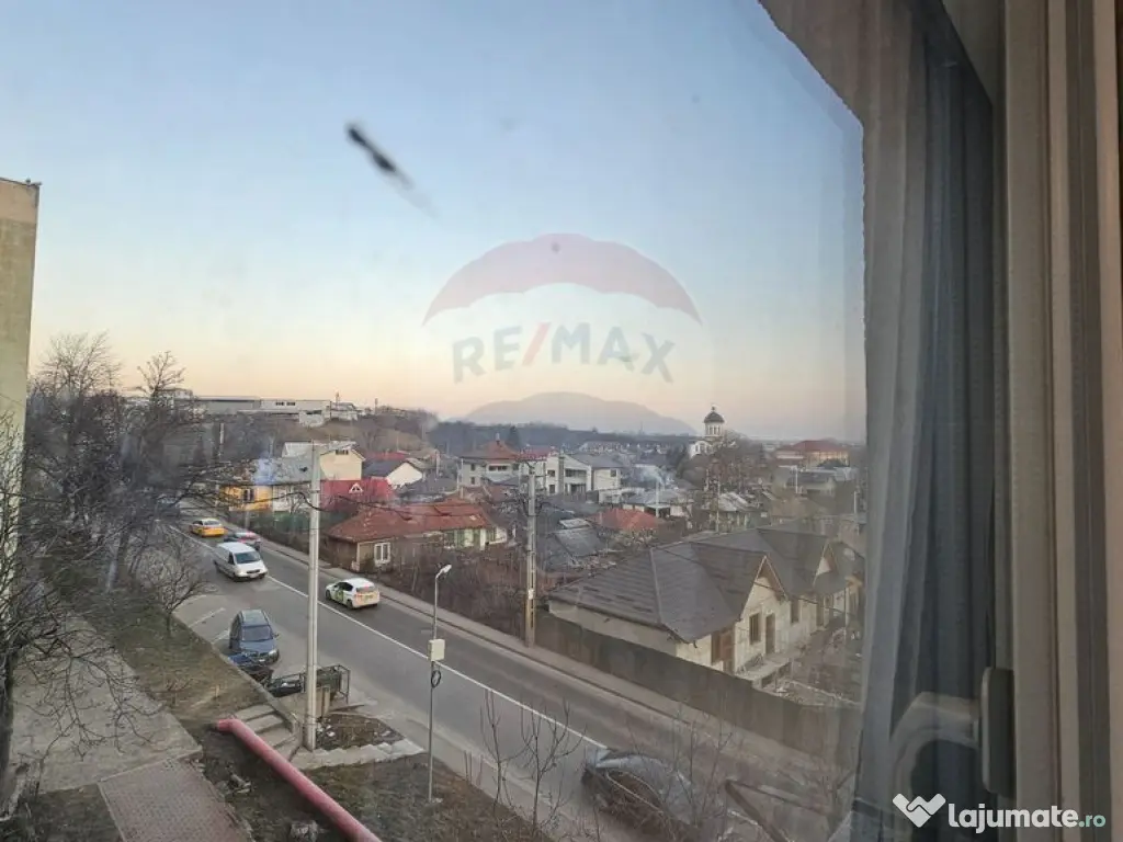 Apartament cu 1 camere de închiriat în zona 1 Mai 