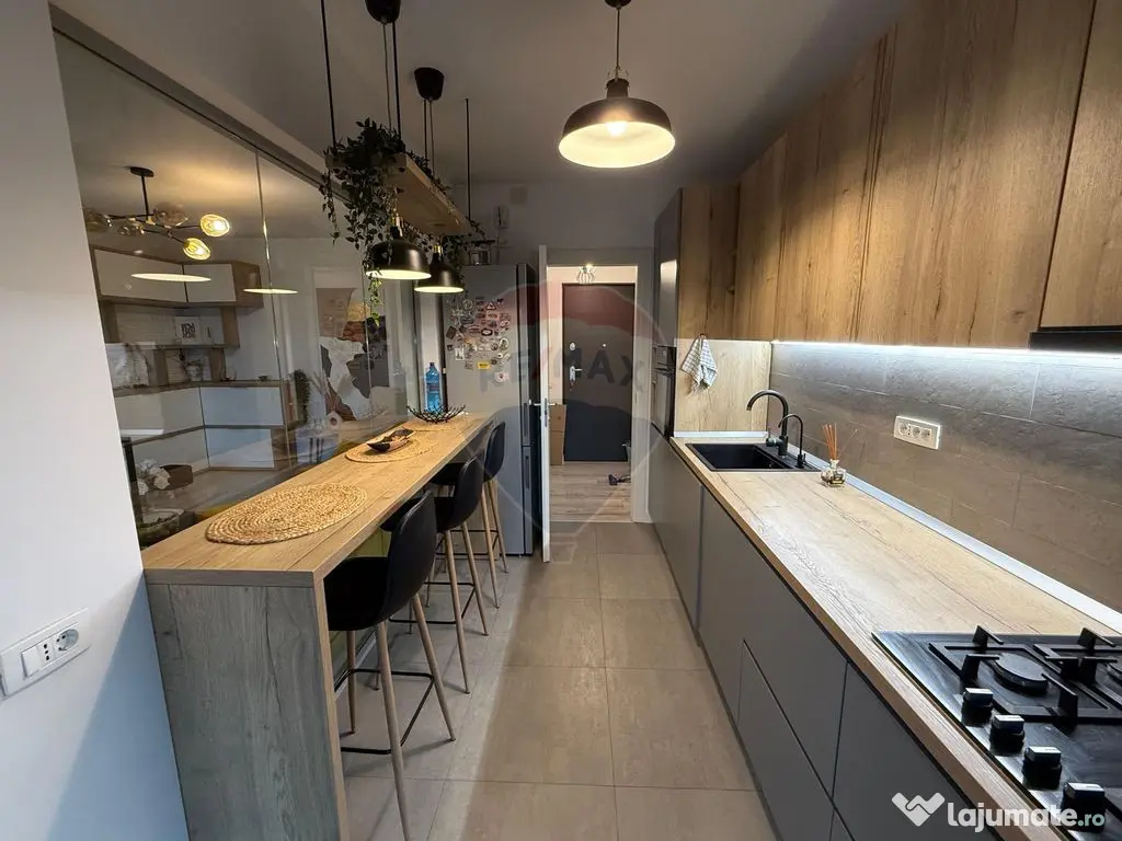 INCHIRIERE Apartament cu 2 camere in zona Lujerului (21Re... 