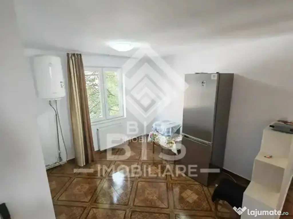 Apartament spatios etaj 2 - 92 mp