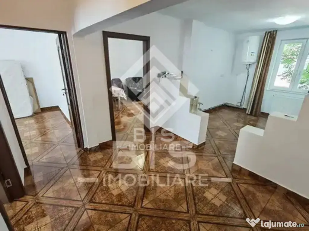 Apartament spatios etaj 2 - 92 mp