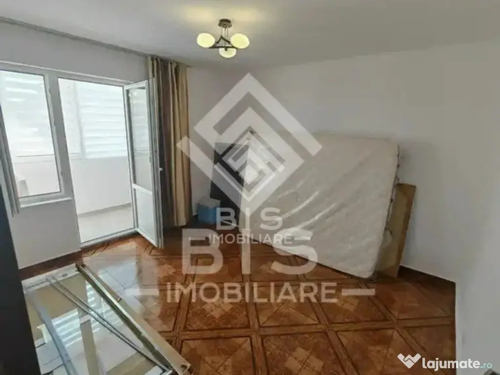 Apartament spatios etaj 2 - 92 mp