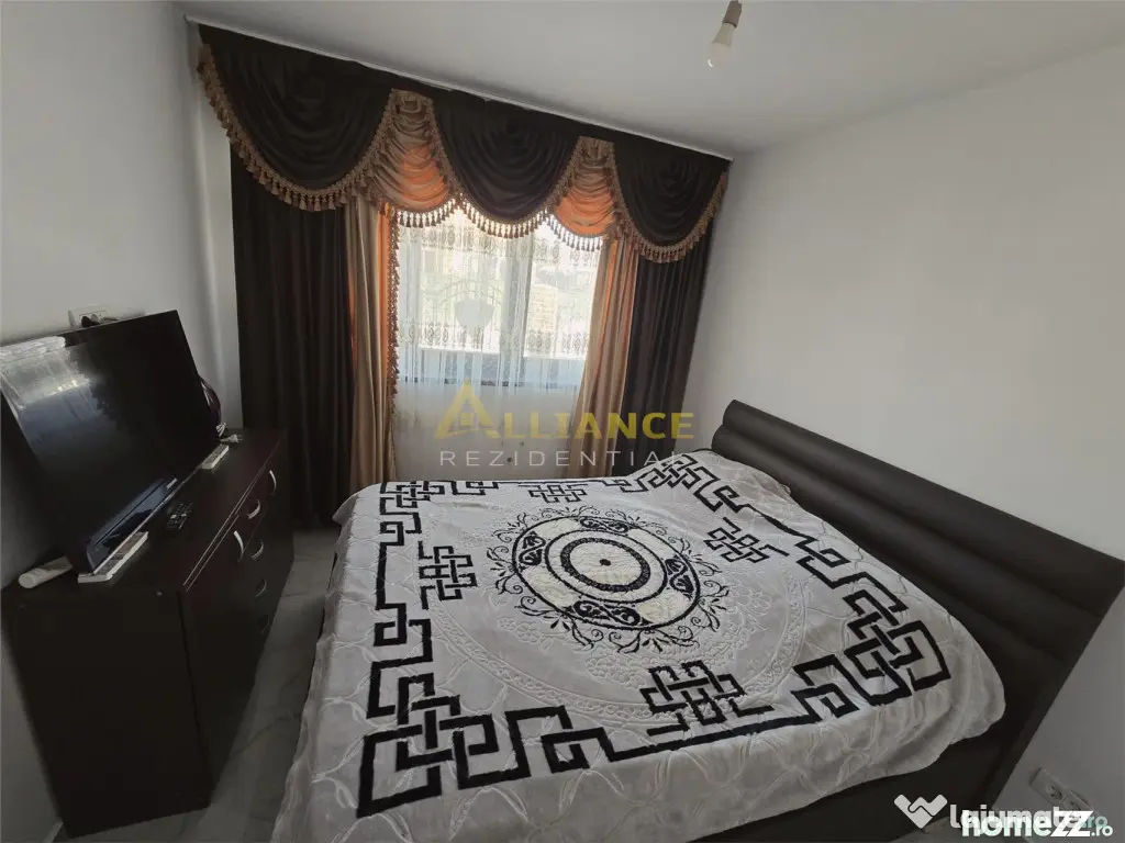 Gata de mutare- 425mp teren - 5 camere - 3 bai 