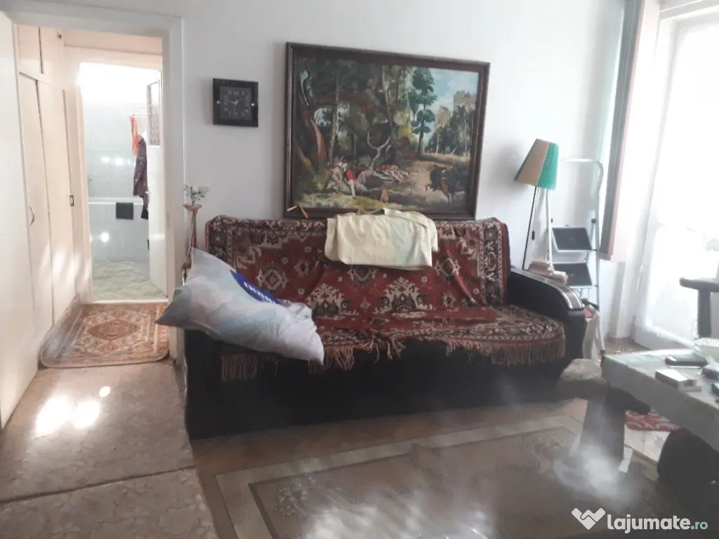 Apartament Cu 2 Camere Semidecomandate Etaj 1 -Zona Ultracentral