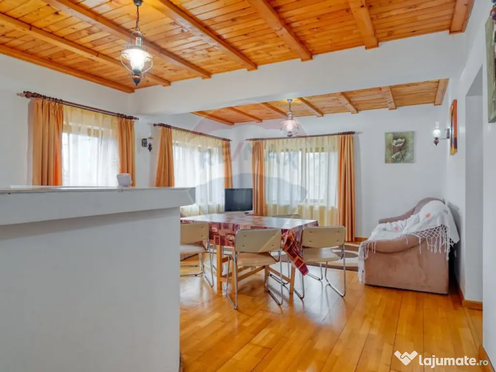 Vilă de vânzare în Predeal – vedere panoramică căt... 