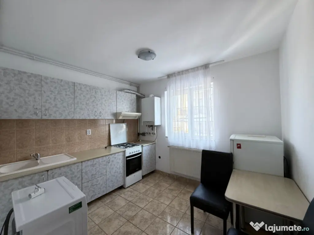 Apartament Zorilor UMF cu 1 camera, bloc dupa 2000, etaj 2 