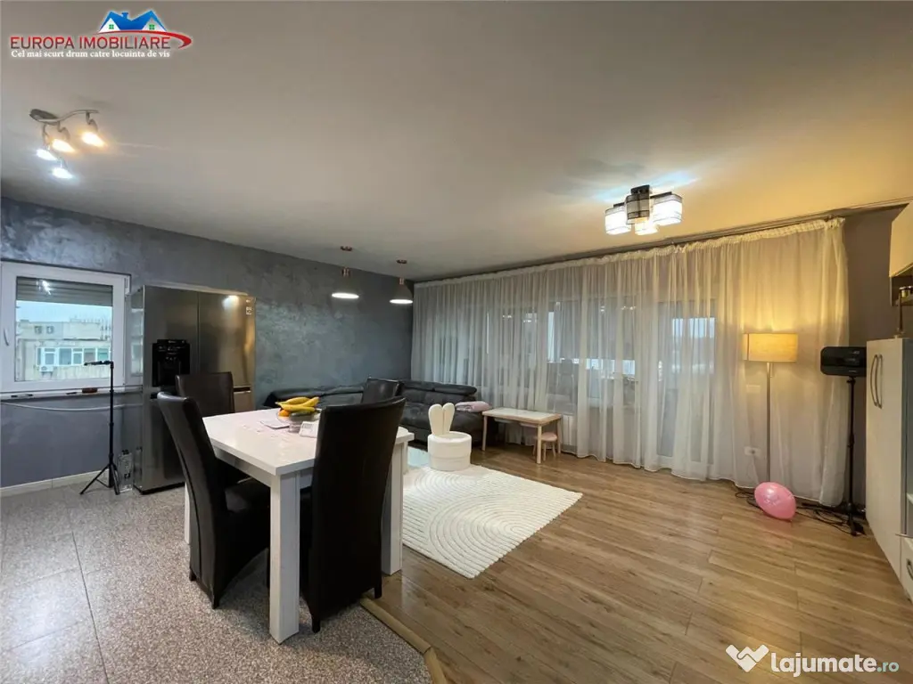 Apartament 3 camere de zona ultracentrala Tulcea
