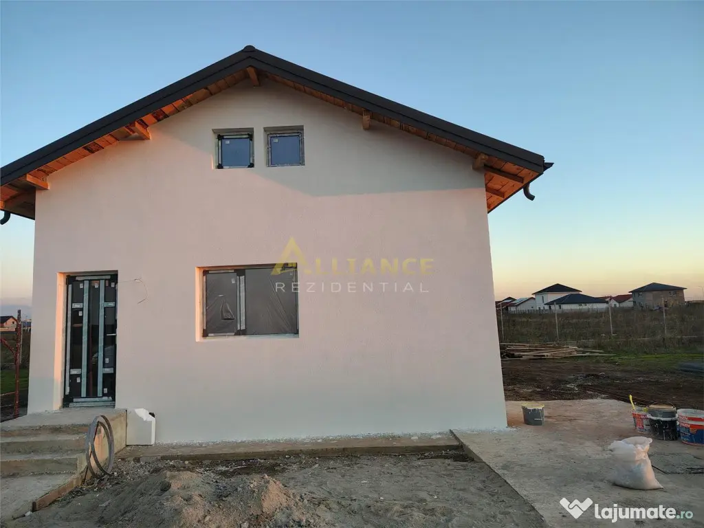 < Casa individuala parter >3 camere 2 bai teren 250mp