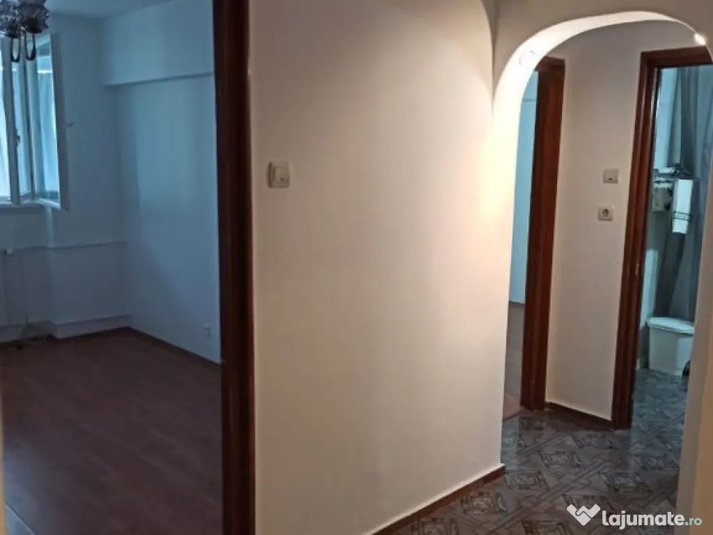 3cam.dec-1baie-disponibil imediat/Bvd Brancoveanu 130-132...
