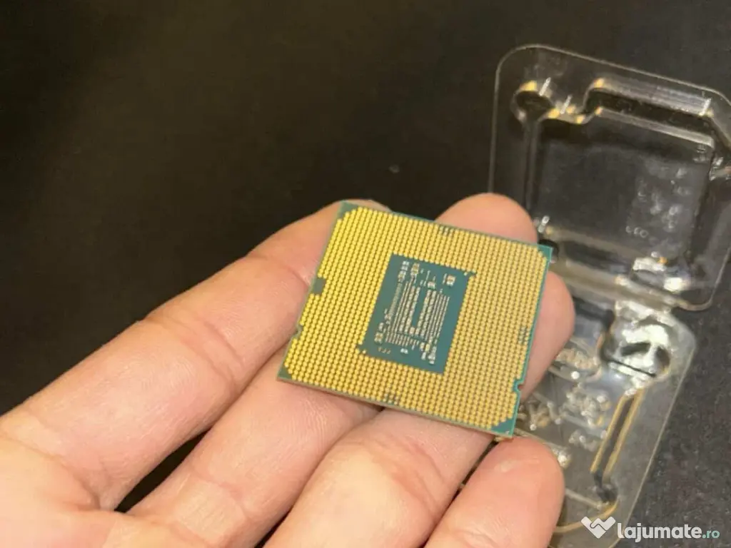 Intel Core i3‑10100F + placă de bază Gigabyte H410M‑H v1 