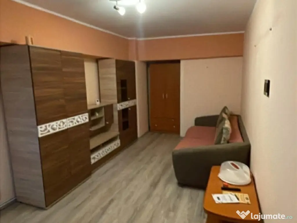 Garsonieră 40 mp – Ultracentral Bacău (vizavi de Parcul Bacovia) 