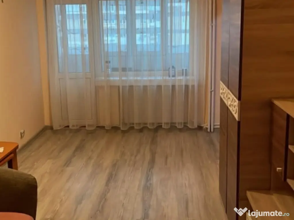 Garsonieră 40 mp – Ultracentral Bacău (vizavi de Parcul Bacovia) 