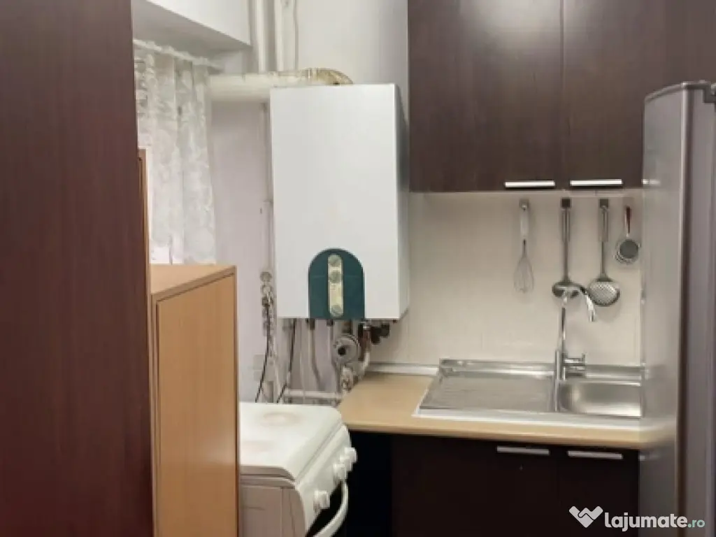 Garsonieră 40 mp – Ultracentral Bacău (vizavi de Parcul Bacovia) 