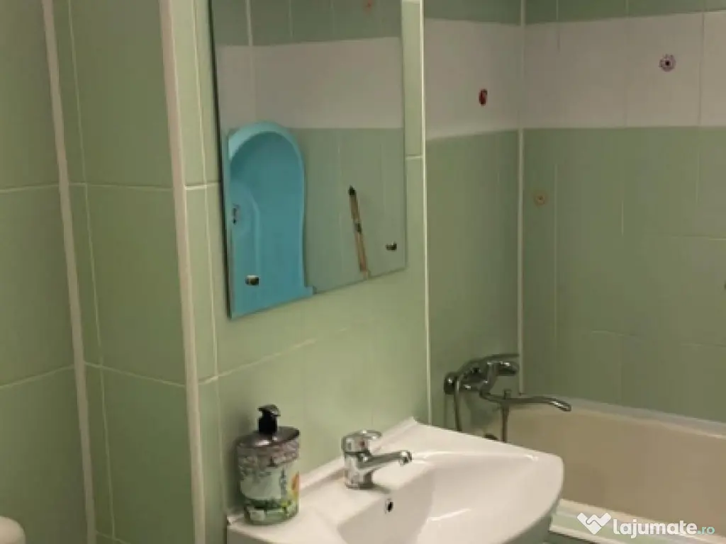 Garsonieră 40 mp – Ultracentral Bacău (vizavi de Parcul Bacovia) 