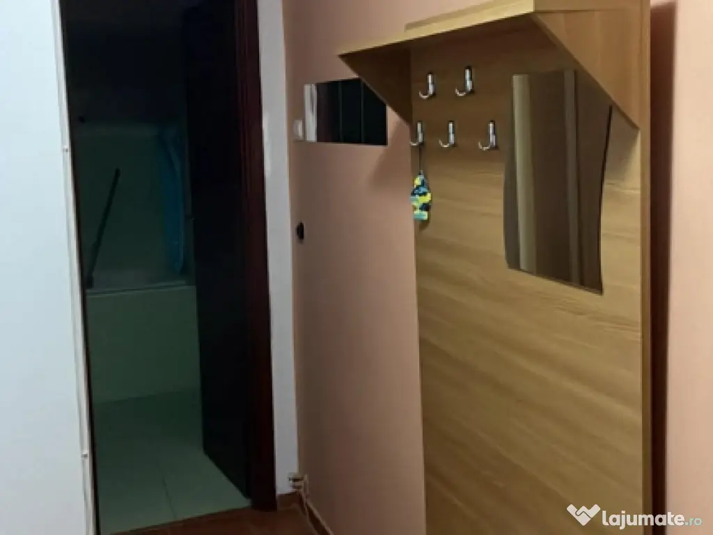 Garsonieră 40 mp – Ultracentral Bacău (vizavi de Parcul Bacovia) 