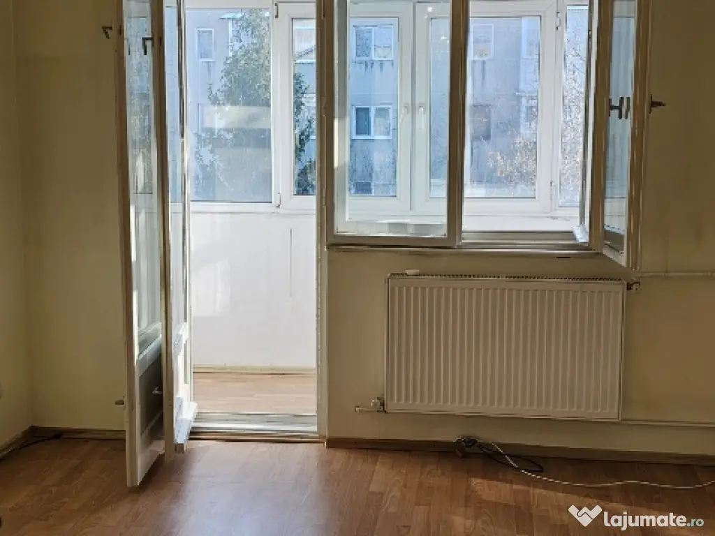 Vand Apartament in Ploesti in zona nord 