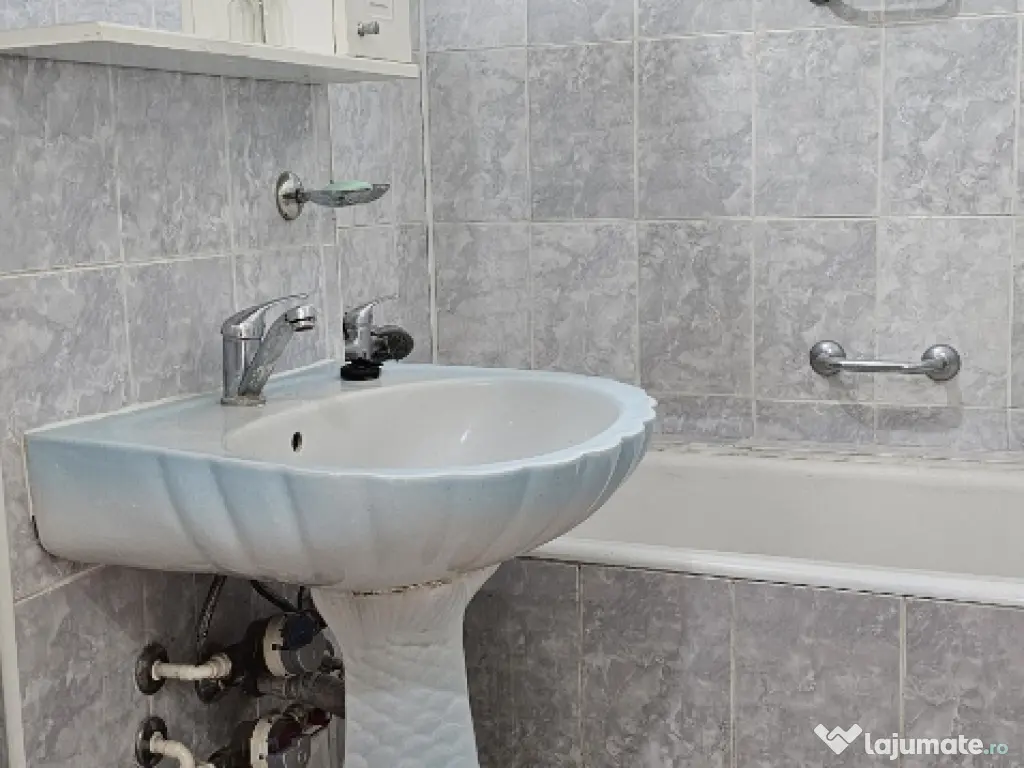 Vand Apartament in Ploesti in zona nord 