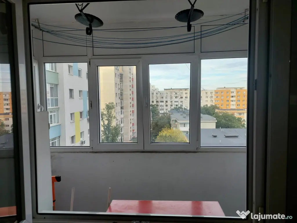 Vand apartament 3 camere Rahova decomandat 