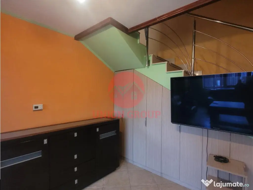 Casa P M cu Teren de 530 mp - Cump#259;na Cartier Del Sole 