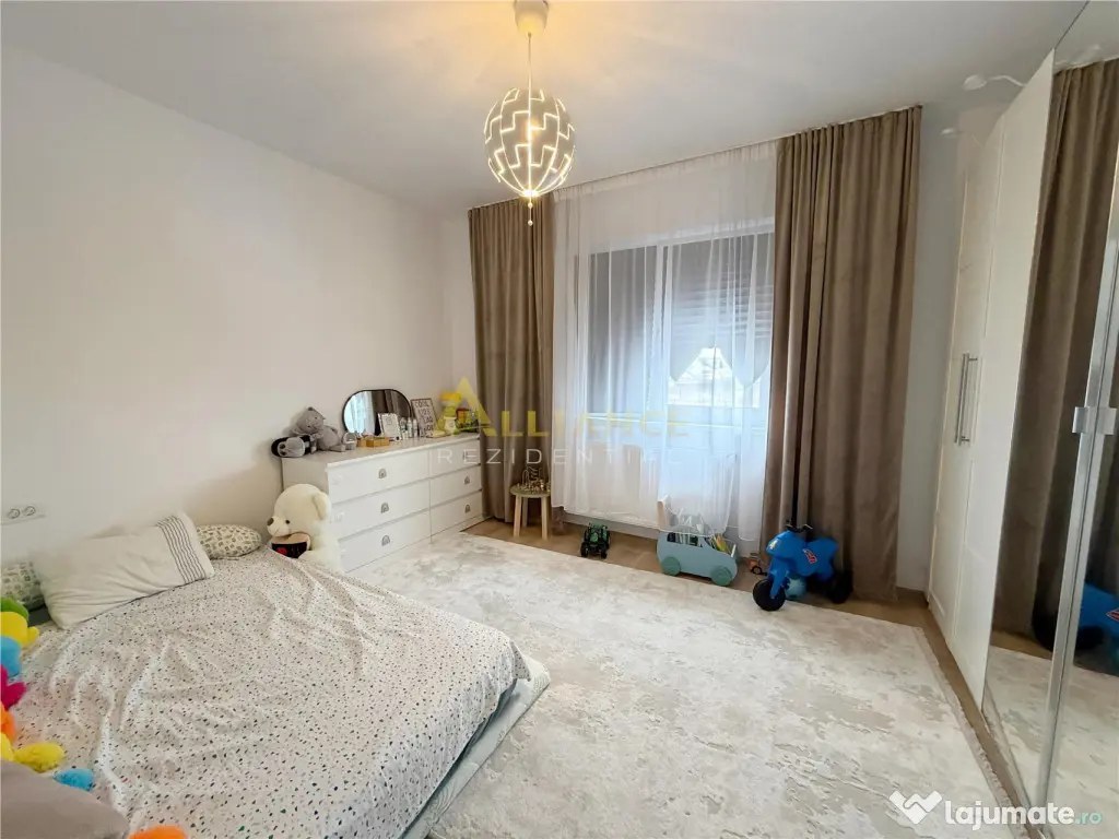 Vila individuala P 1E || 4 camere 3 bai dressing|| 484mp t 