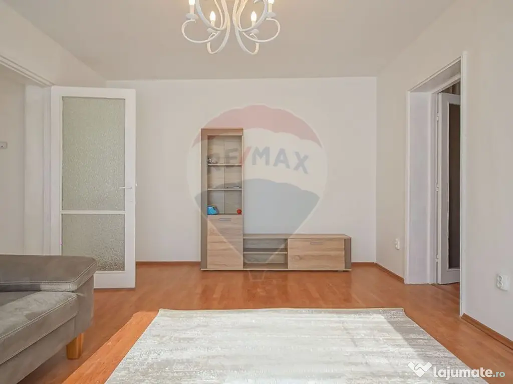 Apartament cu 2 camere de închiriat în zona Central 