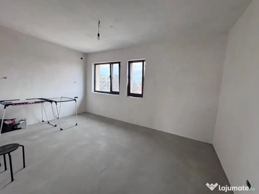 Apartament 3 camere situat in zona Dacia 