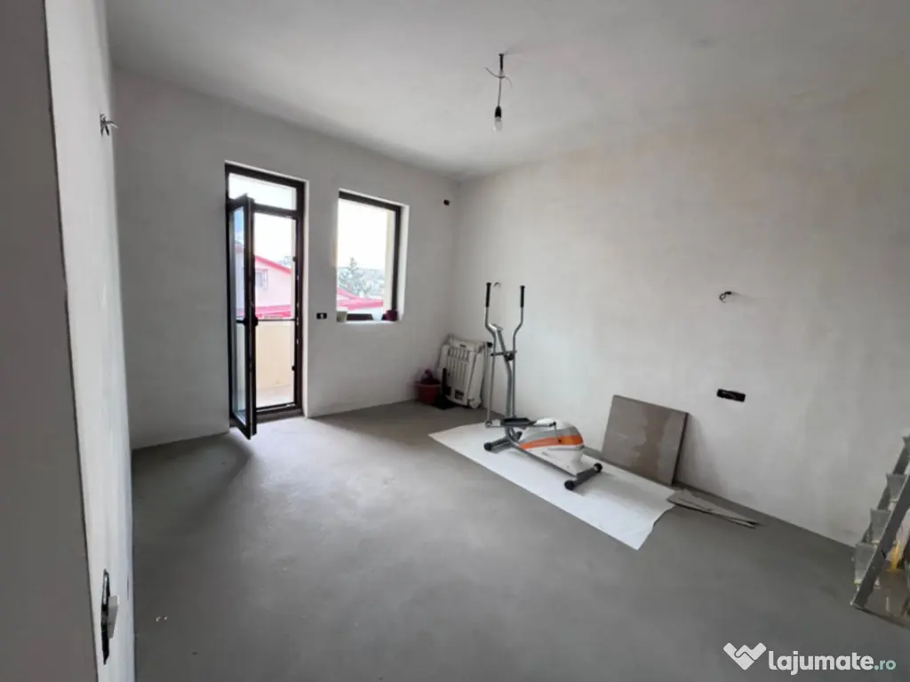 Apartament 3 camere situat in zona Dacia 