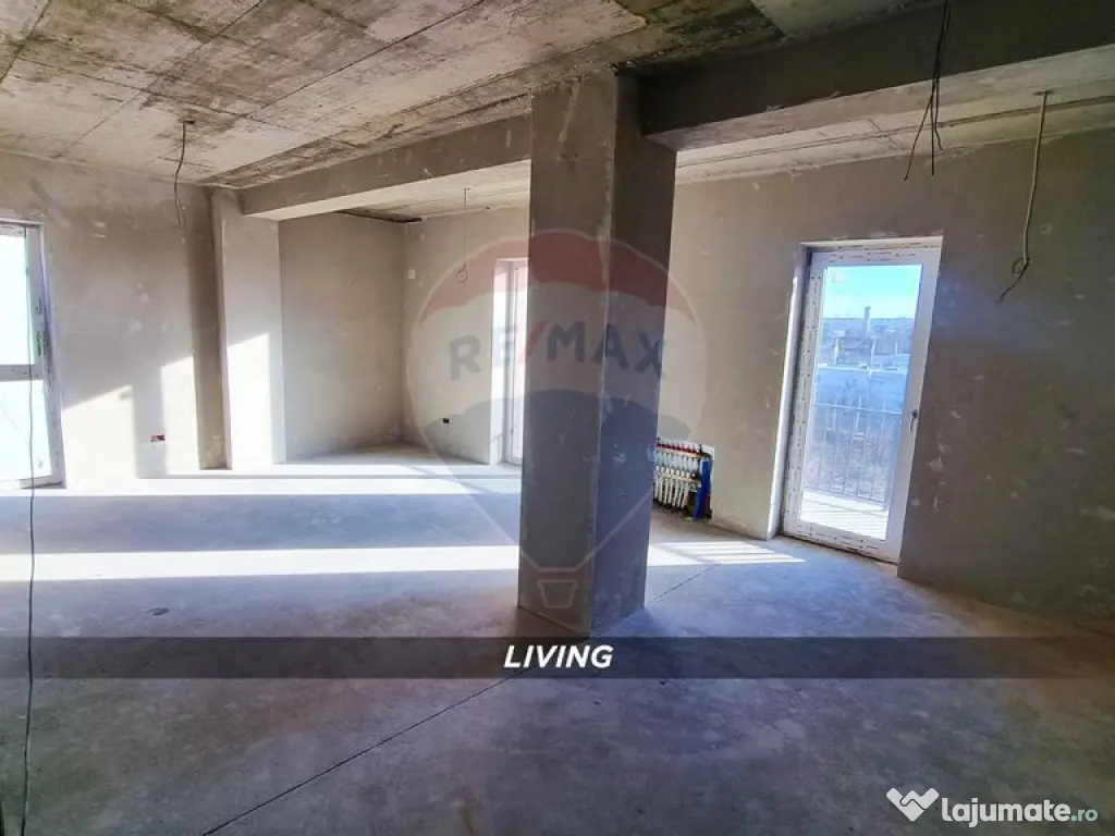 Apartament cu 3 camere de vânzare în zona Orasul Vechi ... 