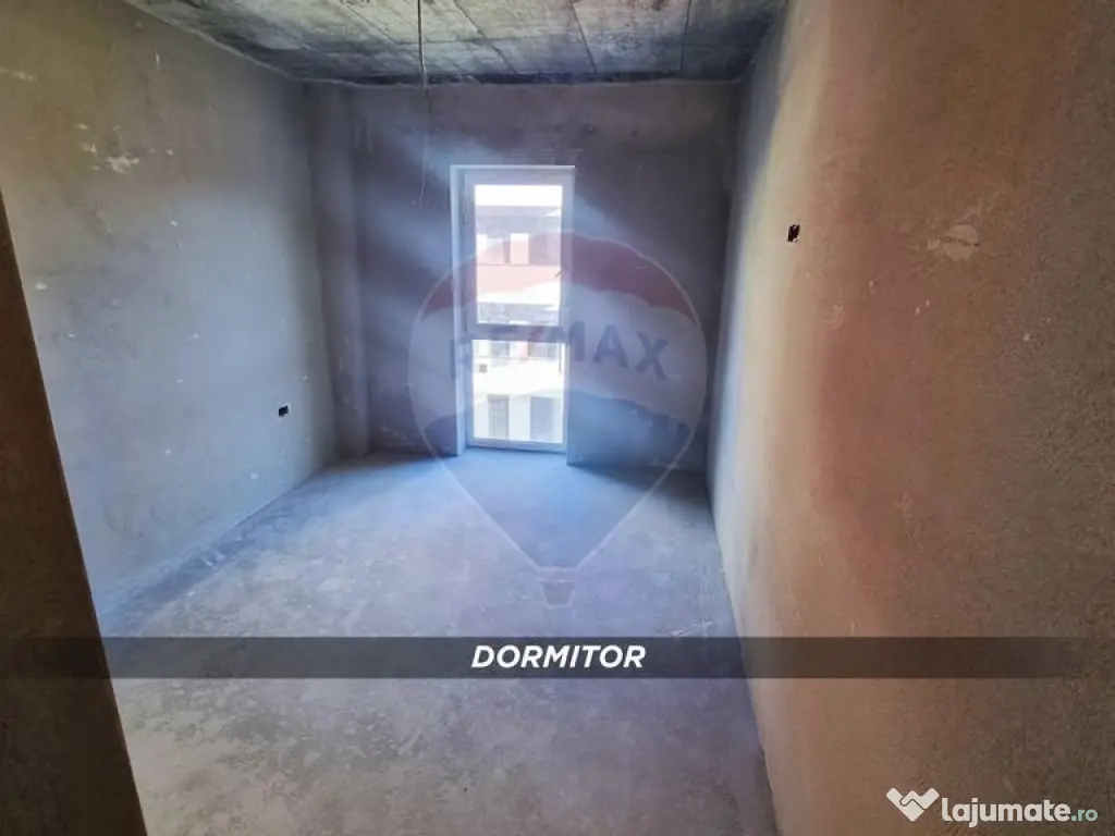 Apartament cu 3 camere de vânzare în zona Orasul Vechi ... 