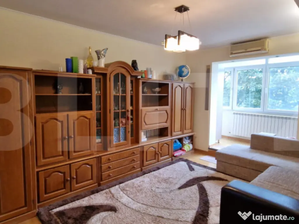 Apartament 3 camere, 57 mp, zona Micro 1