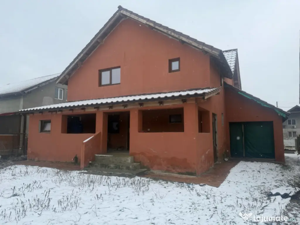 Casa S+P+1, 280 mp utili, 2000 mp teren, zona Podari