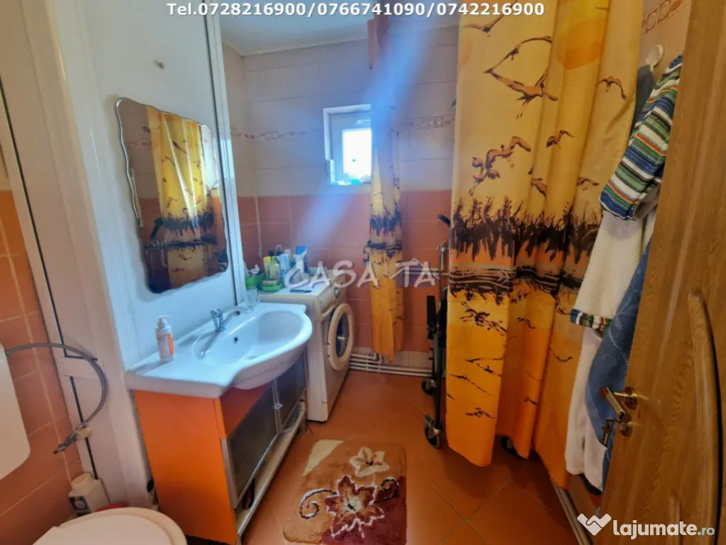 Apartament 4 camere, situat în Târgu Jiu, Str.23 August 