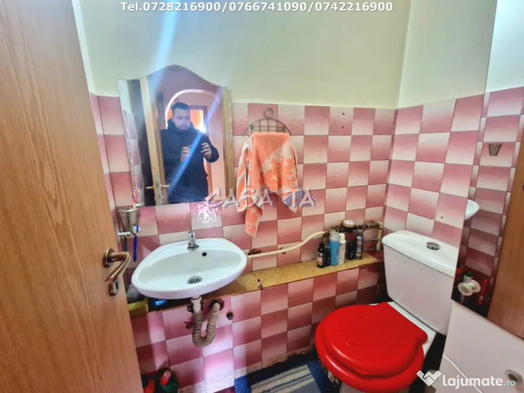 Apartament 4 camere, situat în Târgu Jiu, Str.23 August 