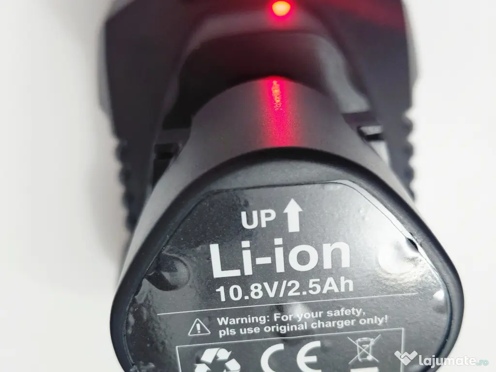 Incarcatoare 12V KF, JLH, cu acumulatori 10,8 V