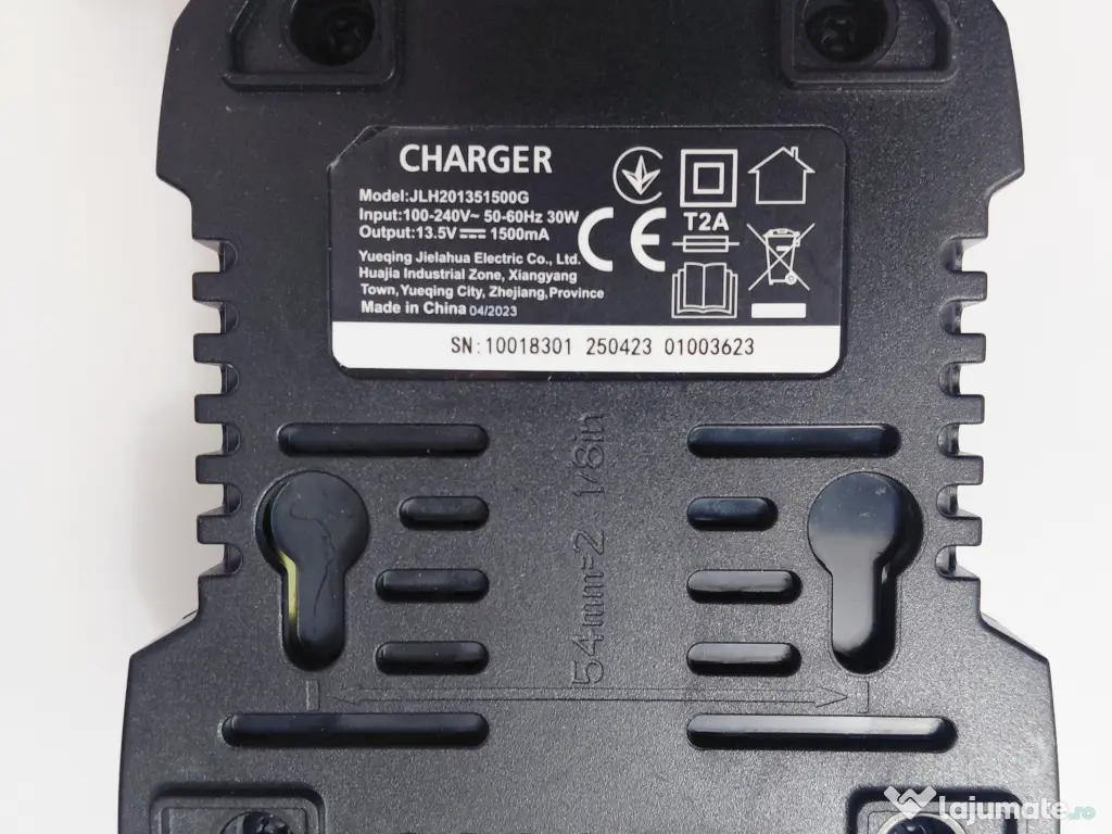 Incarcatoare 12V KF, JLH, cu acumulatori 10,8 V