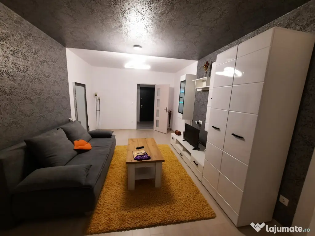 Apartament spațios 2 camere decomandat - PETROȘANI