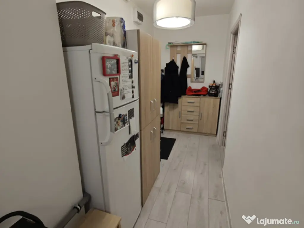 Apartament spațios 2 camere decomandat - PETROȘANI