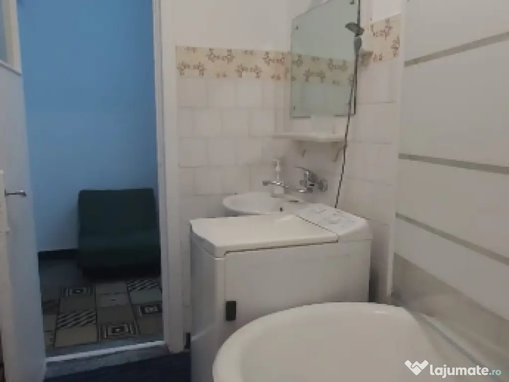 Închiriez apartament cu doua camere
