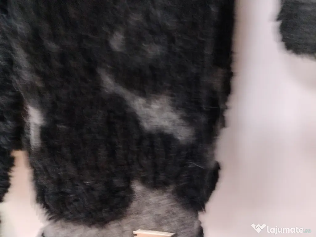 Cardigan din lana cu blăniță artificiala 